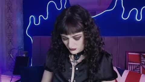 Jean online show from 07.11.26