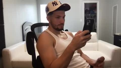 Snapshot of jeanwhitebianco chatting on 09.19.25 jeanwhitebianco online show from 09.19.25