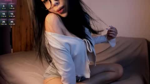 Snapshot of jee__son chatting on 09.09.25 jee__son online show from 09.09.25