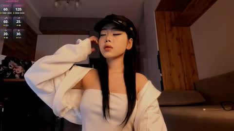 Snapshot of jee__son chatting on 09.22.25 jee__son online show from 09.22.25