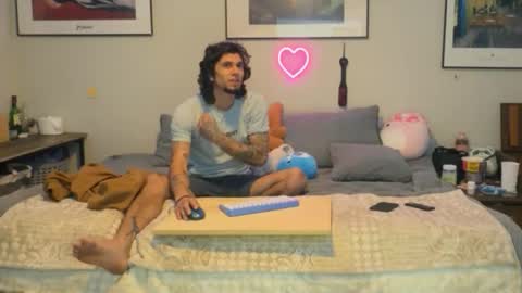 Snapshot of jeffrito0707 chatting on 02.14.26 jeffrito0707 online show from 02.14.26