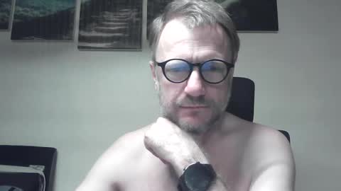 Snapshot of jekin1 chatting on 07.25.26 jekin1 online show from 07.25.26