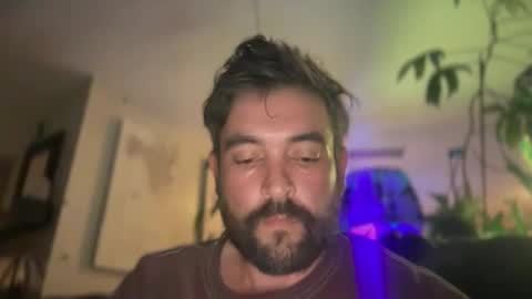 Snapshot of jellyfishfun chatting on 09.22.25 Guy Jones online show from 09.22.25