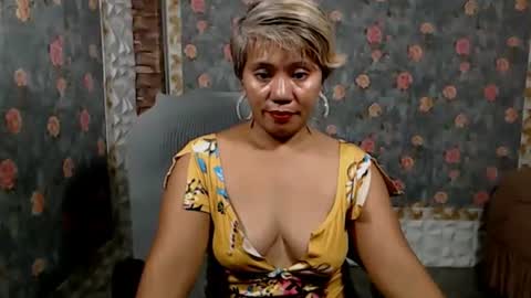 Snapshot of jemm36 chatting on 01.07.25 Jem online show from 01.07.25