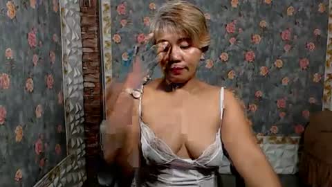 Snapshot of jemm36 chatting on 01.12.25 Jem online show from 01.12.25