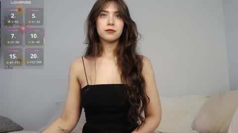 Snapshot of jenaloren chatting on 04.23.26 Jena dont forget to thumbs up your rating is so important to me online show from 04.23.26
