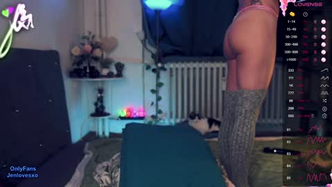 Snapshot of jeniferlovex chatting on 02.09.25 jeniferlovex online show from 02.09.25