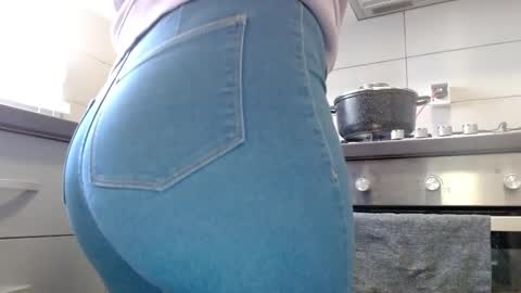 jen online show from 02.20.25