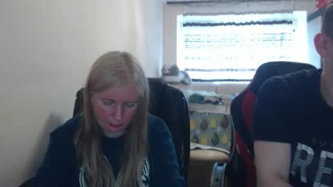 JenisAndPeter online show from 04.26.26