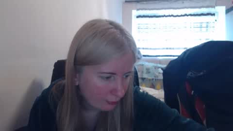 JenisAndPeter online show from 05.04.26