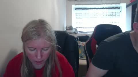JenisAndPeter online show from 05.10.26
