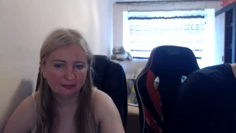 JenisAndPeter online show from 05.24.26