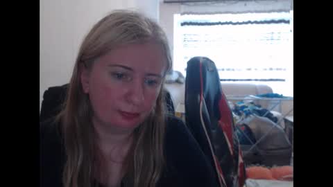 JenisAndPeter online show from 06.08.26