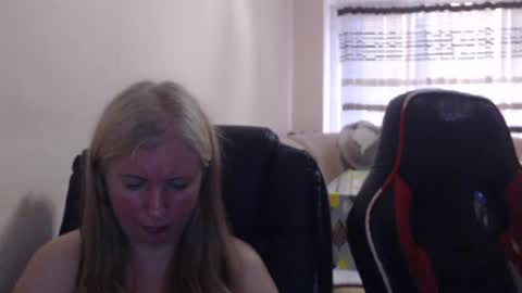 JenisAndPeter online show from 06.16.26