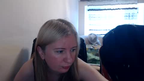 JenisAndPeter online show from 06.18.26