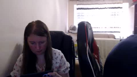 JenisAndPeter online show from 07.05.26