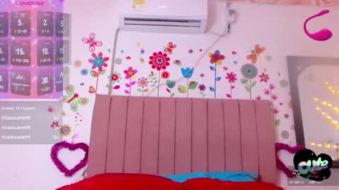 Snapshot of jenn_sky_ chatting on 02.07.25 JENN online show from 02.07.25