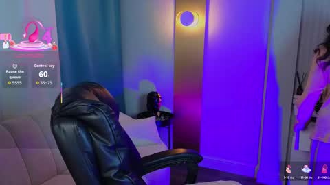 Snapshot of jenna_adams_ chatting on 09.21.25 jenna_adams_ online show from 09.21.25