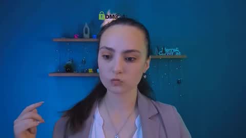 Snapshot of jenna_elayne chatting on 01.12.26 jenna_elayne online show from 01.12.26