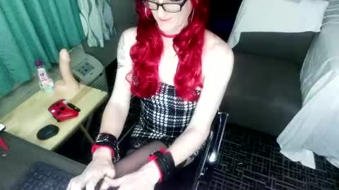 Snapshot of jennacd4life chatting on 01.31.25 Jenna Cross online show from 01.31.25