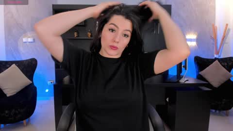 Snapshot of jennaolson chatting on 01.15.25 Jenna Olson online show from 01.15.25