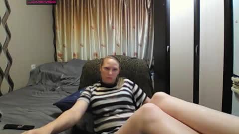 JenniDeep online show from 04.15.26