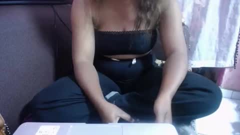 jenniella online show from 09.11.25