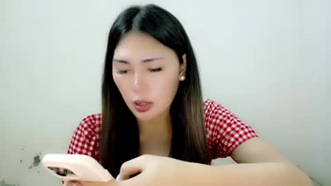 Snapshot of jenniethetg69 chatting on 05.10.26 jennie online show from 05.10.26