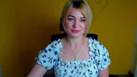 Snapshot of jennifer_cuttie chatting on 08.03.26 Jennifer online show from 08.03.26