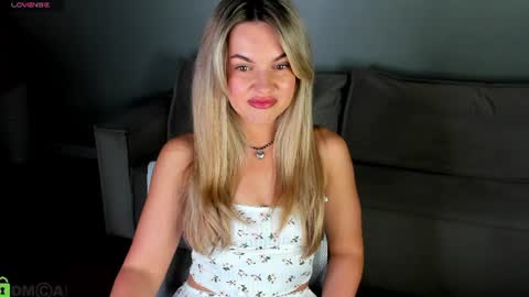 Jennifer Perezz online show from 06.22.26