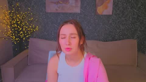 jennifer online show from 06.04.26