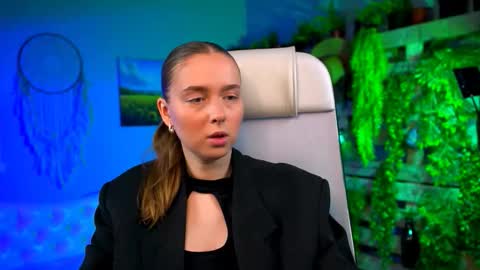 Jennifer online show from 02.24.26