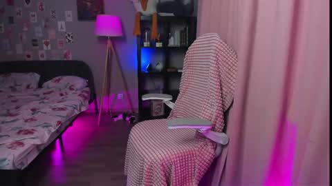 jenniferka online show from 07.28.26