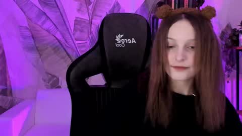 jenniferkiim online show from 02.08.26