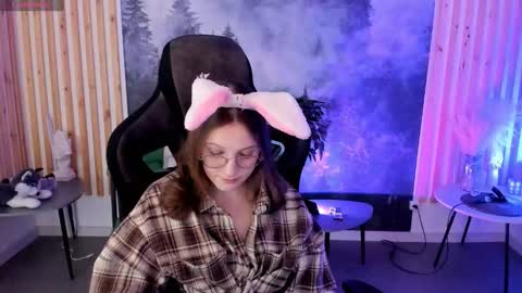 jenniferkiim online show from 02.13.26