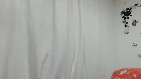 Snapshot of jenniferloveyou chatting on 01.24.25 jenniferloveyou online show from 01.24.25