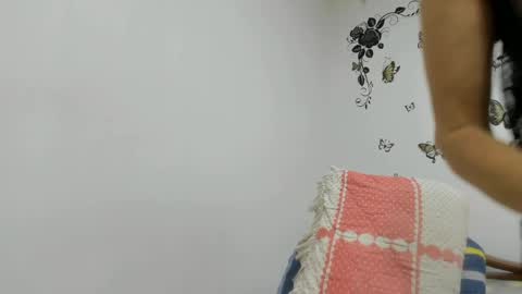 Snapshot of jenniferloveyou chatting on 05.20.26 jenniferloveyou online show from 05.20.26