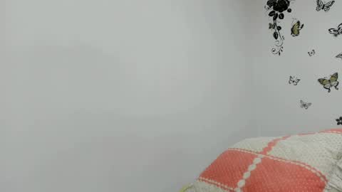Snapshot of jenniferloveyou chatting on 06.16.26 jenniferloveyou online show from 06.16.26