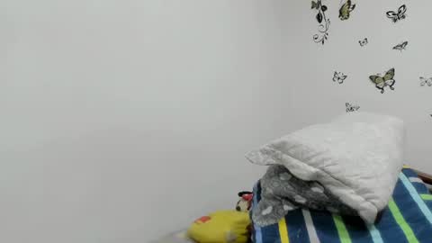 Snapshot of jenniferloveyou chatting on 07.17.26 jenniferloveyou online show from 07.17.26