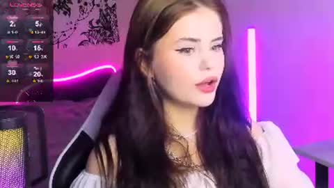 Snapshot of jenniferwandis77 chatting on 12.25.24 Jenni online show from 12.25.24