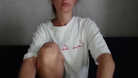 Snapshot of jennnamaaya chatting on 09.12.25 Jenny online show from 09.12.25