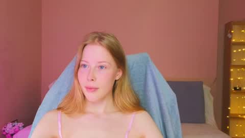 Snapshot of jenny_angelok chatting on 07.13.26 Next broadcast on December 05 subject to change online show from 07.13.26