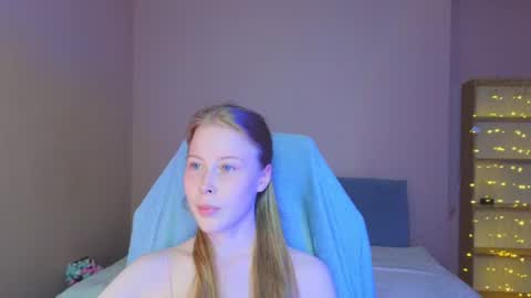 Snapshot of jenny_angelok chatting on 07.27.26 Next broadcast on December 05 subject to change online show from 07.27.26