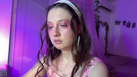 Snapshot of jenny_cox_love chatting on 06.06.26 Jennifer Jenny Darling online show from 06.06.26