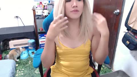 Snapshot of jenny_fromphil chatting on 01.11.25 Jenny online show from 01.11.25