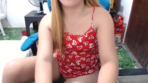 Snapshot of jenny_fromphil chatting on 02.19.25 Jenny online show from 02.19.25