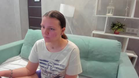 Jenny online show from 06.08.26