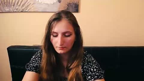 Snapshot of jenny_smille_ chatting on 06.11.26 jenny_smille_ online show from 06.11.26
