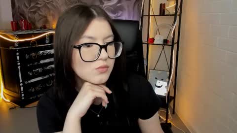 JENNY online show from 06.15.26