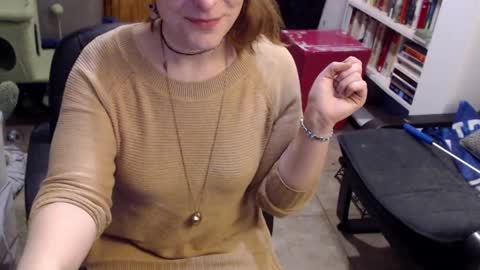 Snapshot of jennyneeds chatting on 12.28.24 theChloeStar online show from 12.28.24